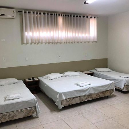 אוריניוס Regio Plaza Hotel מראה חיצוני תמונה