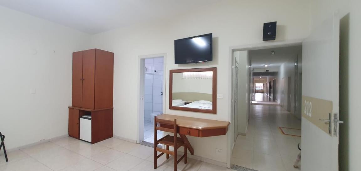 אוריניוס Regio Plaza Hotel מראה חיצוני תמונה