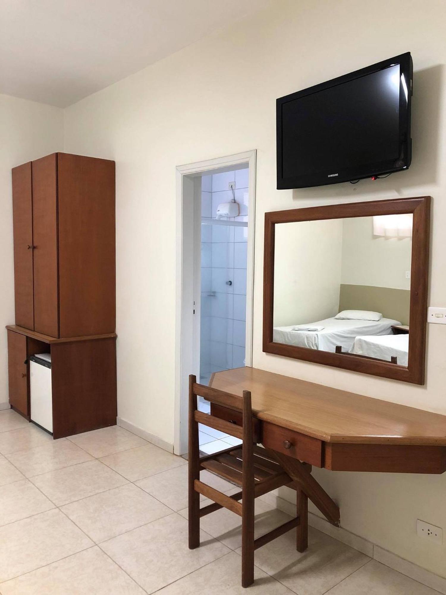 אוריניוס Regio Plaza Hotel מראה חיצוני תמונה