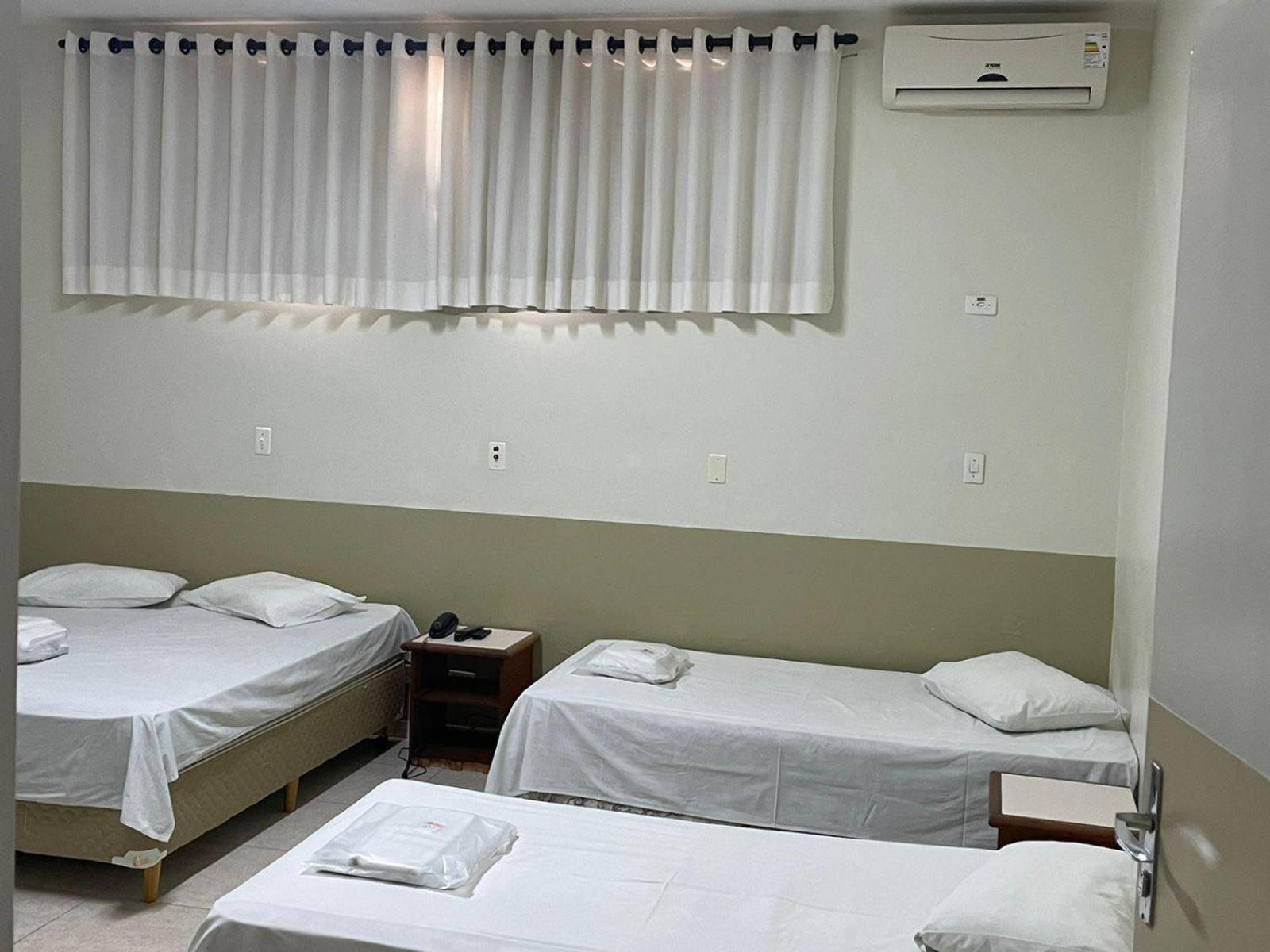 אוריניוס Regio Plaza Hotel מראה חיצוני תמונה