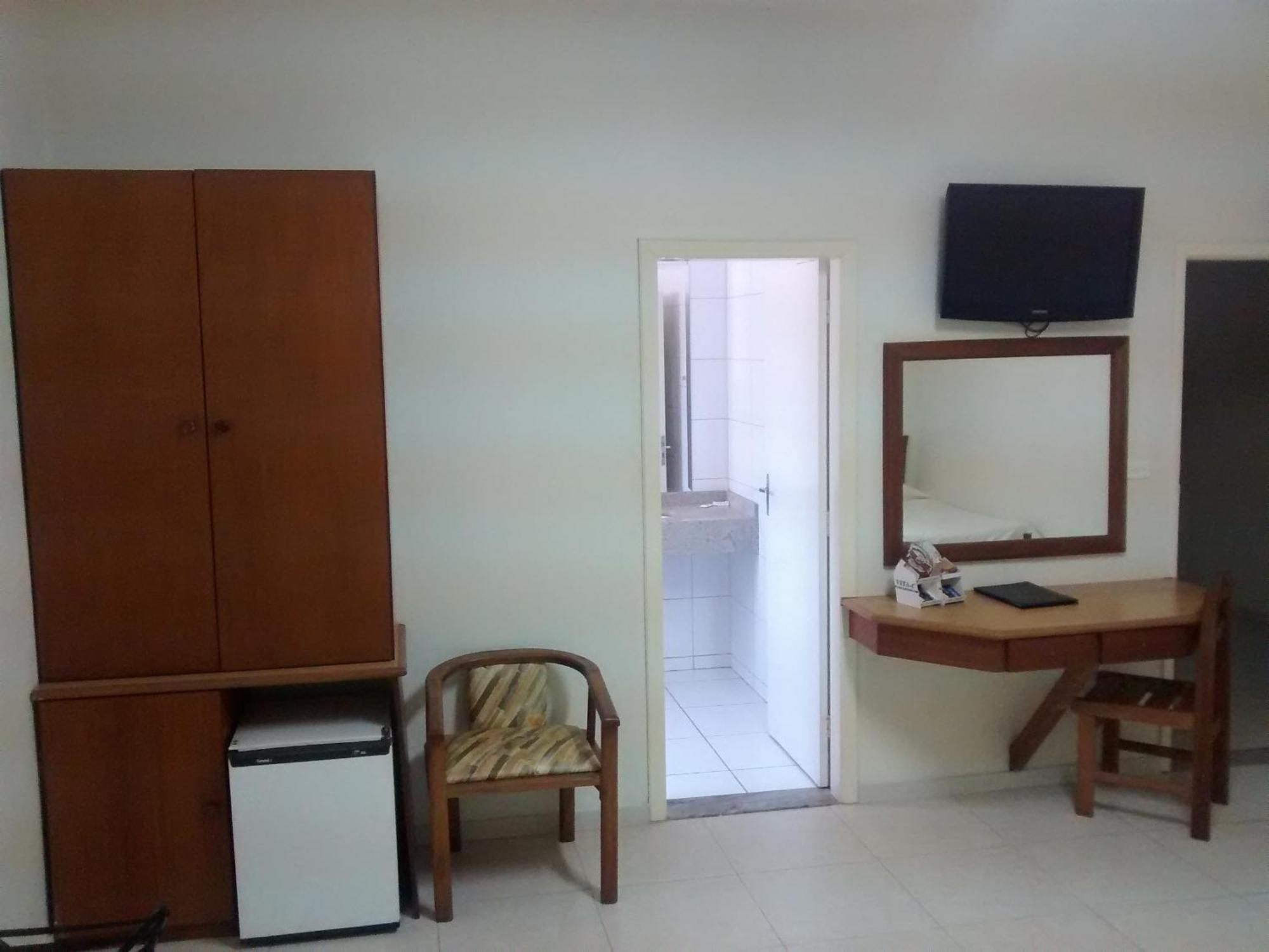 אוריניוס Regio Plaza Hotel חדר תמונה