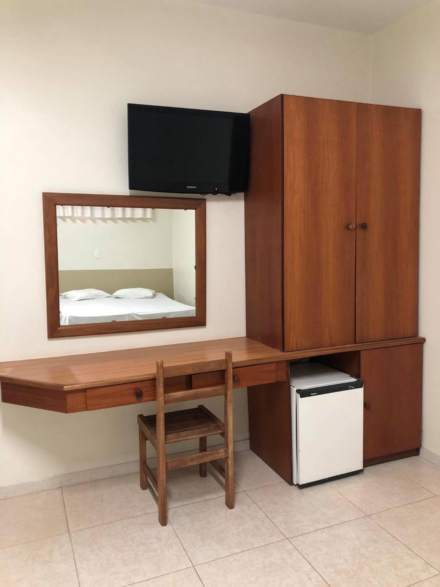 אוריניוס Regio Plaza Hotel מראה חיצוני תמונה