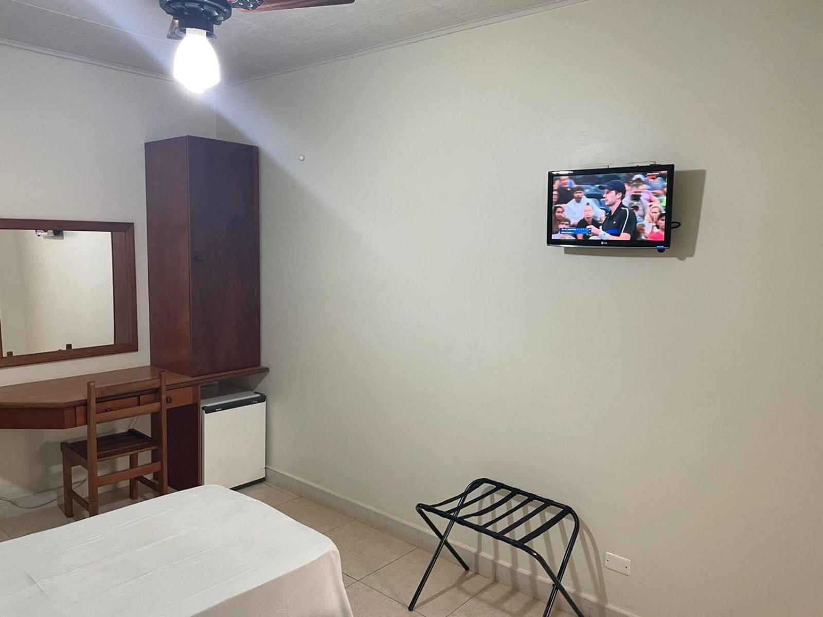 אוריניוס Regio Plaza Hotel מראה חיצוני תמונה